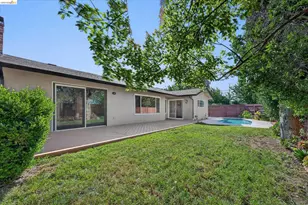 901 Helix Dr, Concord, CA 94518 - Photo 28