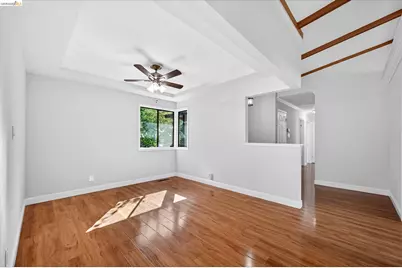 901 Helix Dr, Concord, CA 94518 - Photo 10