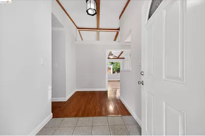 901 Helix Dr, Concord, CA 94518 - Photo 6