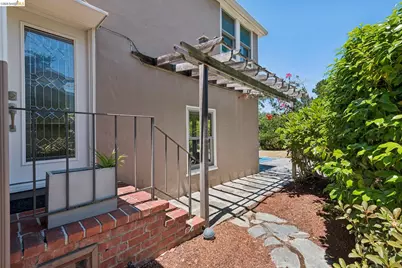 5430 Proctor Ave, Oakland, CA 94618 - Photo 50