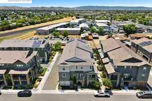 112 Apricot St, Livermore, CA 94551 - Photo 2