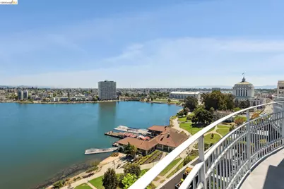 1555 Lakeside Dr #190, Oakland, CA 94612 - Photo 14