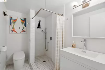 1555 Lakeside Dr #190, Oakland, CA 94612 - Photo 34