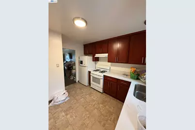 857 Longwood Ave, Hayward, CA 94541 - Photo 4