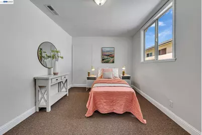 4471 Tulip Ave, Oakland, CA 94619 - Photo 10