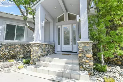 5890 Starboard Dr, Discovery Bay, CA 94505 - Photo 2