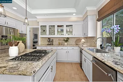 8254 Creekside Drive, Dublin, CA 94568 - Photo 12