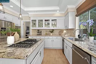 8254 Creekside Dr, Dublin, CA 94568 - Photo 12