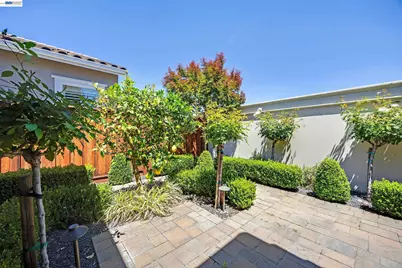 1362 Chatham Ct, Pleasanton, CA 94566 - Photo 36