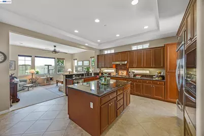 1362 Chatham Ct, Pleasanton, CA 94566 - Photo 8