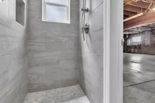 800 Girard St, San Francisco, CA 94134 - Photo 30
