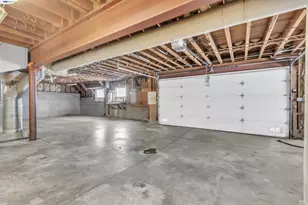 800 Girard St, San Francisco, CA 94134 - Photo 38