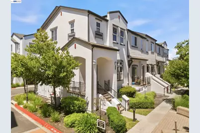 8830 Oliver Pl, Dublin, CA 94568 - Photo 2