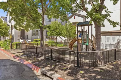 8830 Oliver Pl, Dublin, CA 94568 - Photo 32