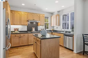 8830 Oliver Pl, Dublin, CA 94568 - Photo 14