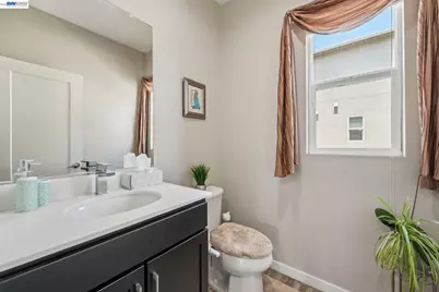8550 Boardwalk Way, Newark, CA 94560 - Photo 46