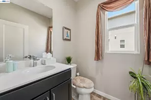 8550 Boardwalk Wy, Newark, CA 94560 - Photo 46