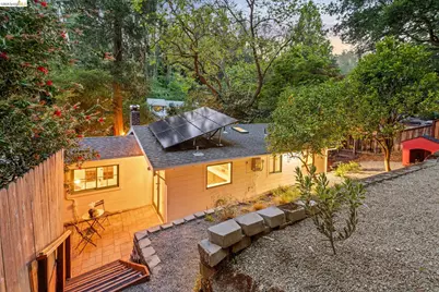 6400 Pinehaven Rd, Oakland, CA 94611 - Photo 74