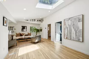6400 Pinehaven Rd, Oakland, CA 94611 - Photo 6