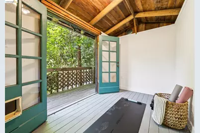 6400 Pinehaven Rd, Oakland, CA 94611 - Photo 60