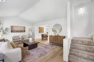 5556 Paseo Navarro, Pleasanton, CA 94566 - Photo 2