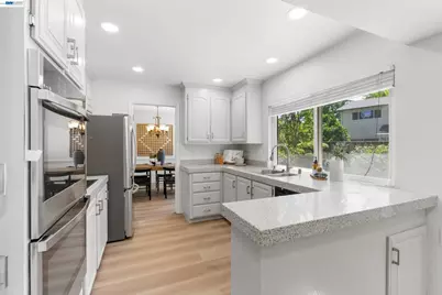 5556 Paseo Navarro, Pleasanton, CA 94566 - Photo 8