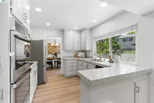 5556 Paseo Navarro, Pleasanton, CA 94566 - Photo 8