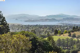 453 Scenic Ave, Piedmont, CA 94611 - Photo 1