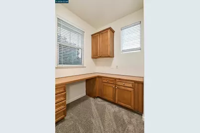 18 Outer Banks Pl, Sacramento, CA 95835 - Photo 12