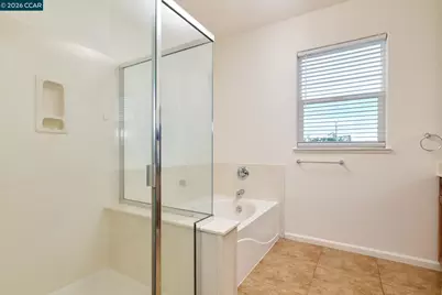 18 Outer Banks Pl, Sacramento, CA 95835 - Photo 10