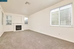 18 Outer Banks Pl, Sacramento, CA 95835 - Photo 8