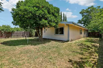 3909 Dry Creek Rd, Sacramento, CA 95838 - Photo 28
