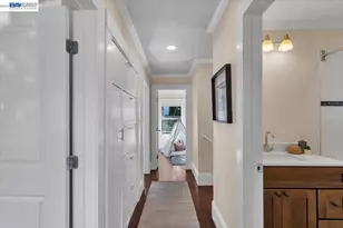 652 Valle Vista Ave, Oakland, CA 94610 - Photo 34