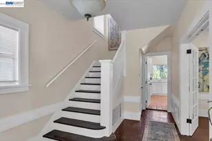 652 Valle Vista Ave, Oakland, CA 94610 - Photo 32