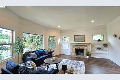1404 Pine St, Martinez, CA 94553 - Photo 4
