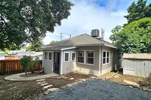 1404 Pine St, Martinez, CA 94553 - Photo 30