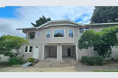 1404 Pine St, Martinez, CA 94553 - Photo 1