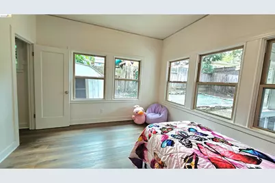1404 Pine St, Martinez, CA 94553 - Photo 16