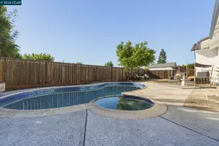 1342 Maryland Dr, Concord, CA 94521 - Photo 44