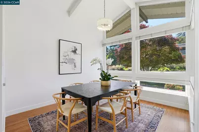 260 Corliss Dr, Moraga, CA 94556 - Photo 14