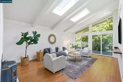 260 Corliss Dr, Moraga, CA 94556 - Photo 4