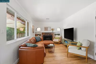 1746 Agadir Ct, Concord, CA 94518 - Photo 6