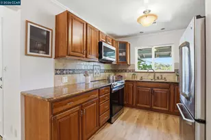 1746 Agadir Ct, Concord, CA 94518 - Photo 14