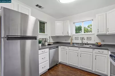 1746 Agadir Ct, Concord, CA 94518 - Photo 12