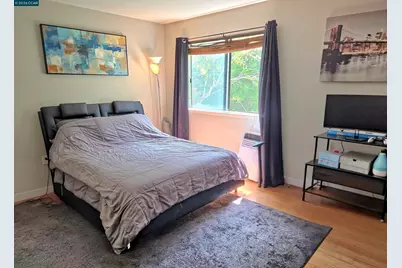 1739 Dalessi Dr, Pinole, CA 94564 - Photo 22