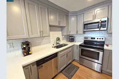 1739 Dalessi Dr, Pinole, CA 94564 - Photo 10
