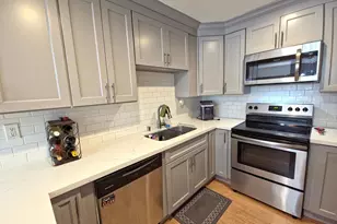 1739 Dalessi Dr, Pinole, CA 94564 - Photo 10