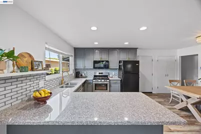 266 Stonyford Drive, Vacaville, CA 95687 - Photo 8