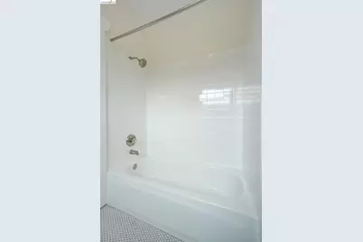 1068 66th St, Oakland, CA 94608 - Photo 14