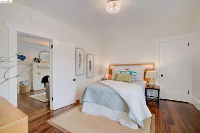 1068 66th St, Oakland, CA 94608 - Photo 12